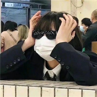 巴音郭楞伴游女生冯萧玉的资料