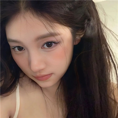 巴音郭楞伴游女生百之的资料