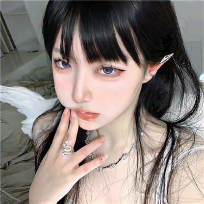 巴音郭楞伴游女生孛安春的资料